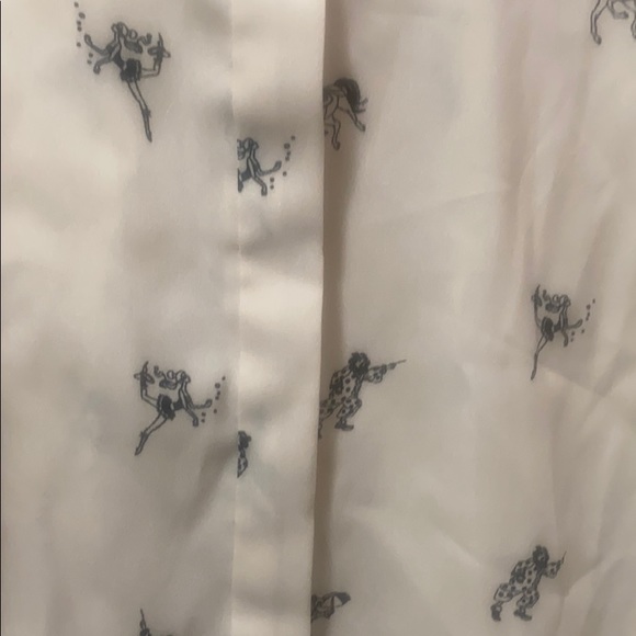 ♦️SOLD♦️SOLD♦️Print Button front shirt - Picture 4 of 8